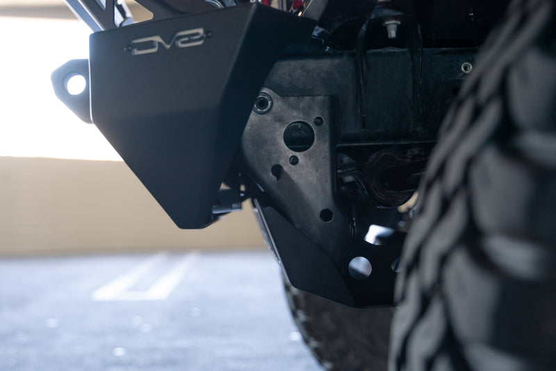 DV8 Offroad - DV8 Offroad 18-23 Jeep Wrangler JL/JT Front Bumper Sway-Bar Disconnect Motor Skid Plate - SPJL-02