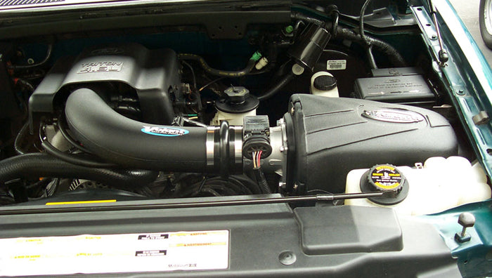 Volant - Volant 97-00 Ford Expedition 4.6 V8 PowerCore Closed Box Air Intake System - 198546 - MST Motorsports