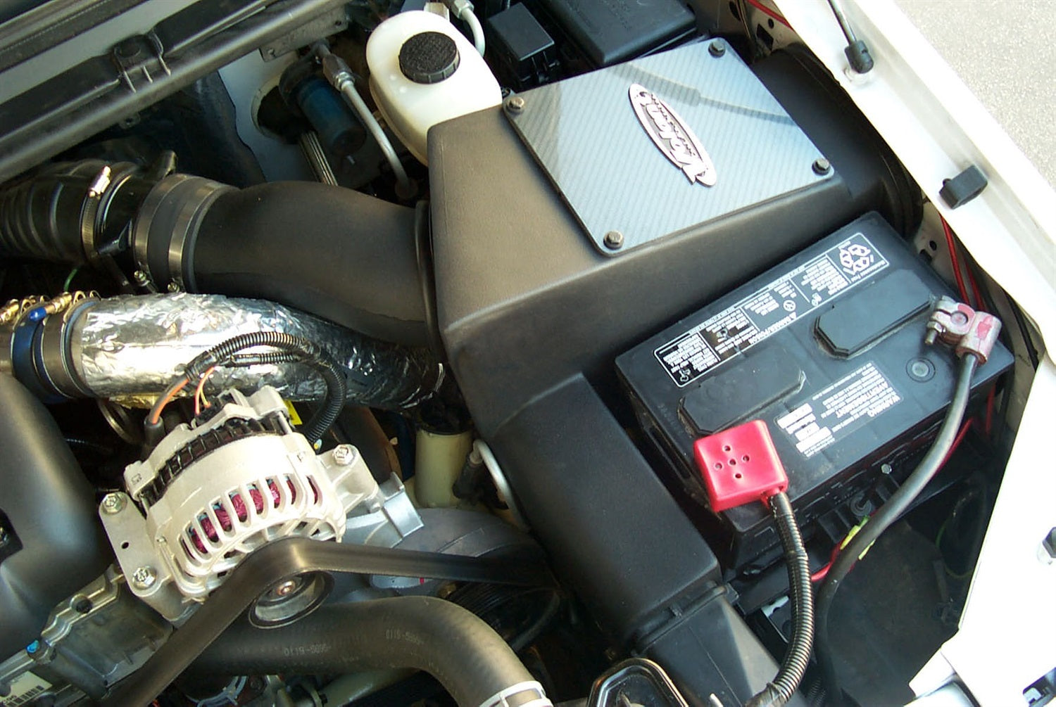 Volant - Volant 99-03 Ford Excursion 7.3 V8 Primo Closed Box Air Intake System - 19873 - MST Motorsports