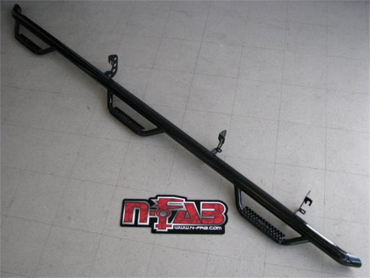 N-Fab - N-Fab Nerf Step 99-06 Chevy-GMC 1500/2500/3500 Ext. Cab 6.5ft Bed - Tex. Black - Bed Access - 3in - C99100QC-6-TX - MST Motorsports