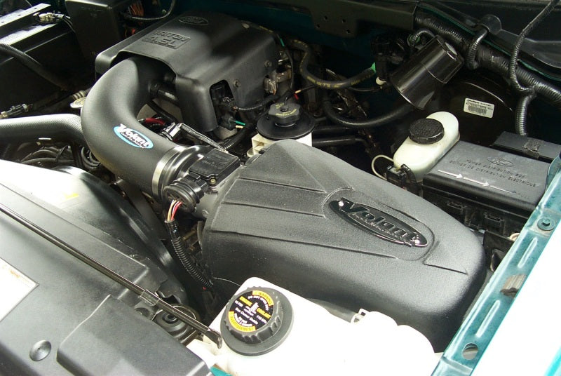 Volant - Volant 97-00 Ford Expedition 4.6 V8 PowerCore Closed Box Air Intake System - 198546 - MST Motorsports